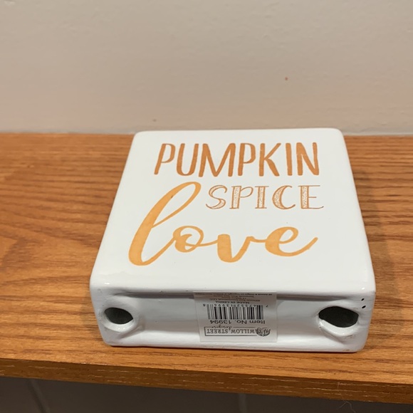 Pumpkin spice love ceramic sign - Picture 2 of 4